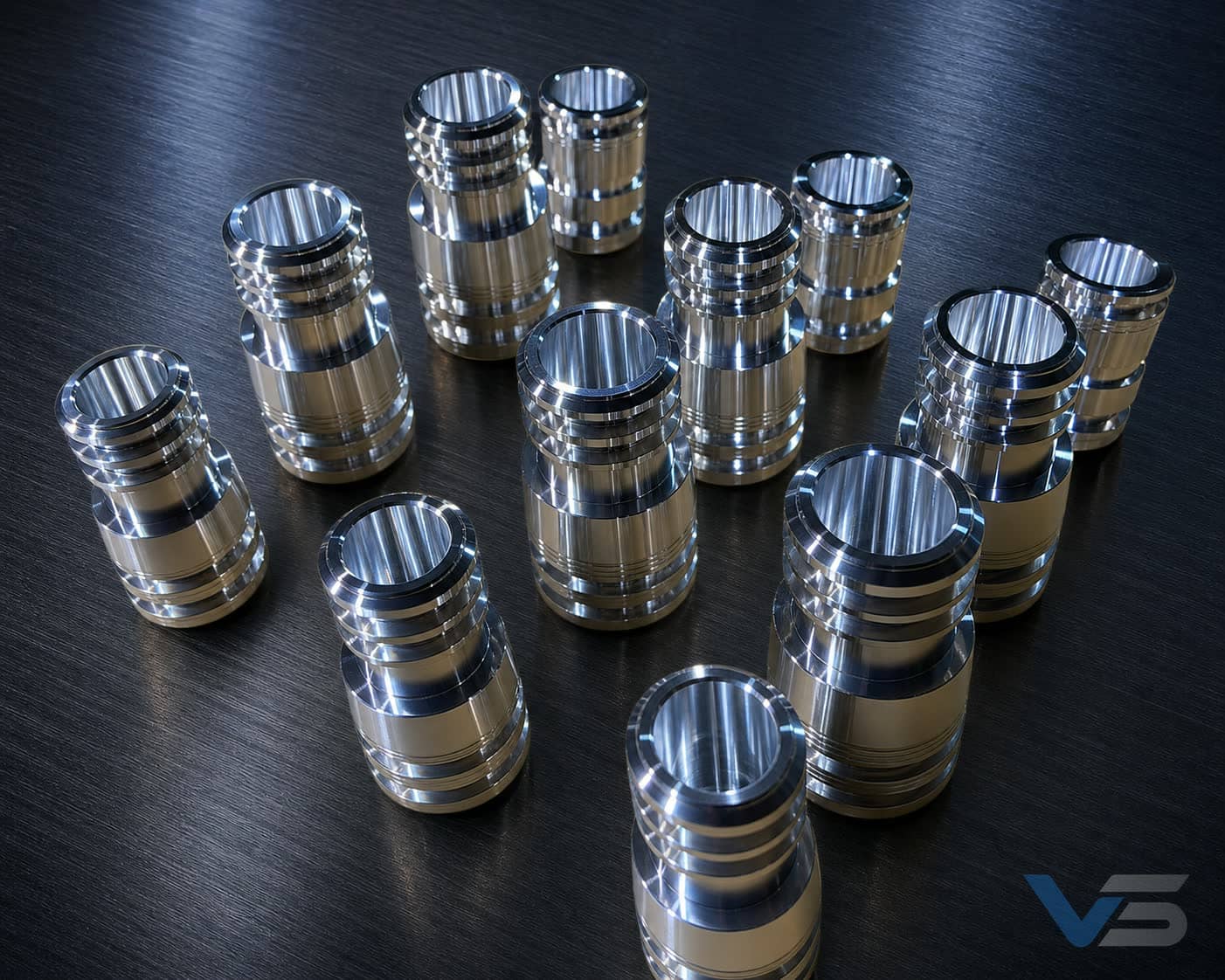 Batch of turned and polished performance transmission parts